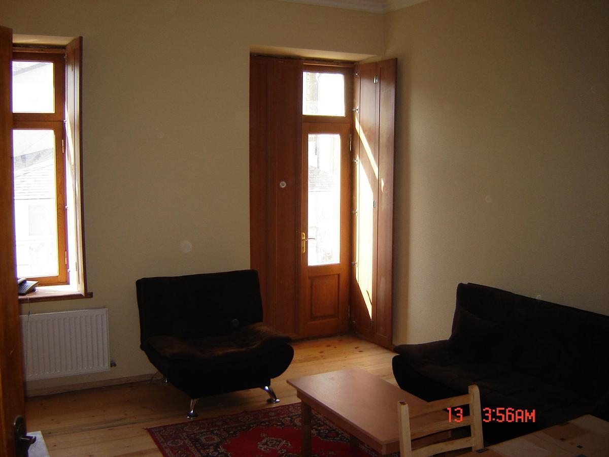 Old Metekhi Apartment Тбилиси Экстерьер фото