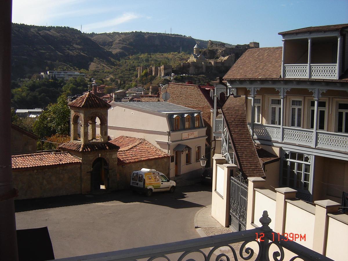 Old Metekhi Apartment Тбилиси Экстерьер фото