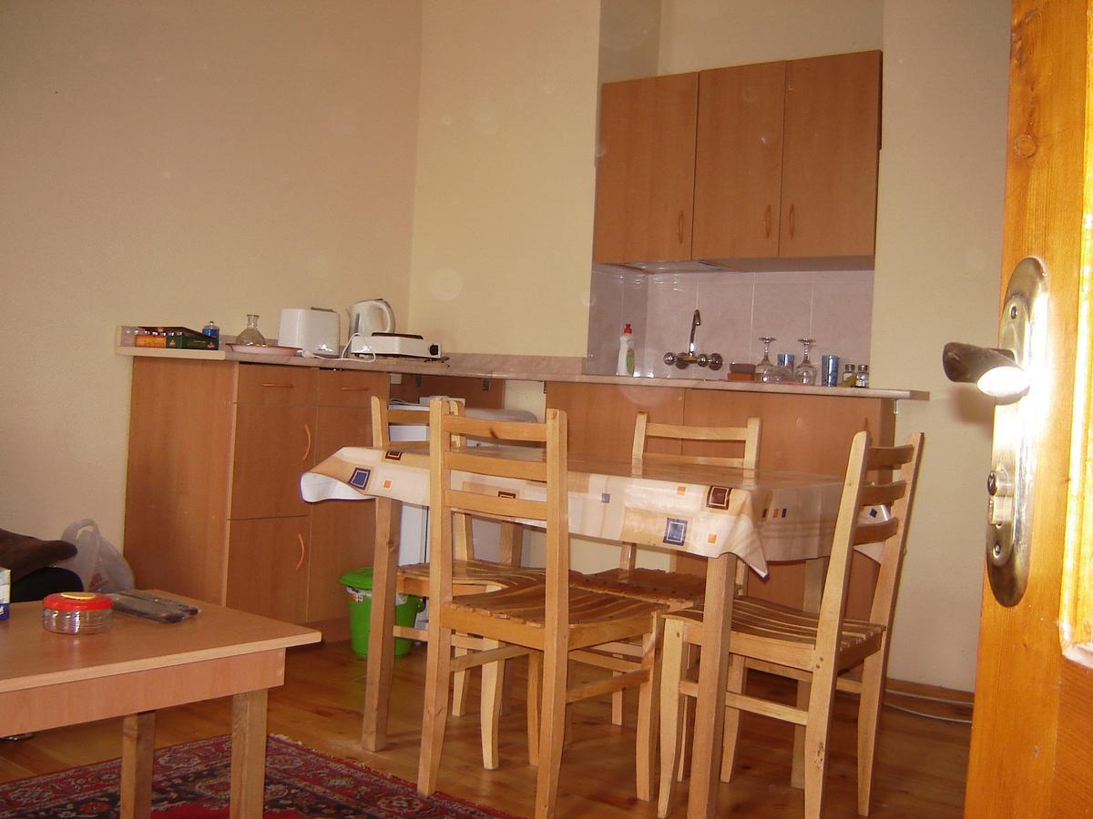 Old Metekhi Apartment Тбилиси Экстерьер фото